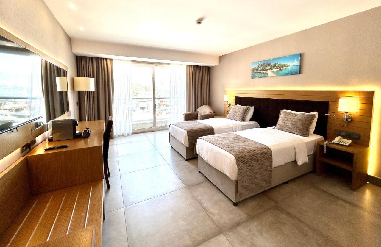 Marina Boutique Hotel Фетие Екстериор снимка